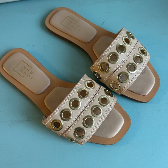 Shu Shop Codie Flat Slip On Sandal in Nude Size 7.5 Gold Eyelets Boho Chic - Picture 11 of 11